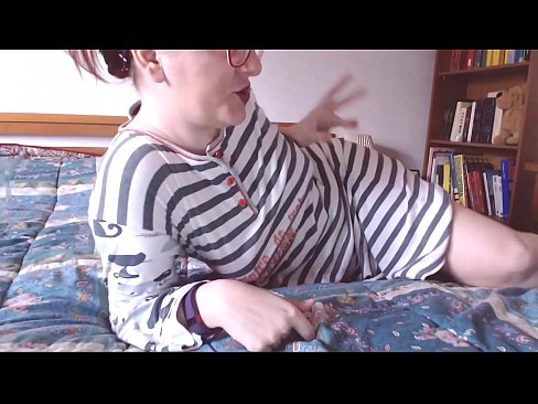 ❤️ Vezmi si to velké černé péro do pusy, malá otrokyně Super porno u cs.prendiporno.ru ﹏